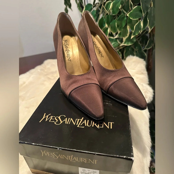 Yves Saint Laurent YSL Garo Chocolate heels size 9.5M(3”) - Picture 3 of 13
